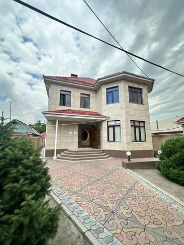 продажа коммерческой недвижимости бишкек: Срочно продается Особняк+действующий бизнес Антикино ( Район
