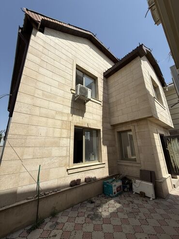 дом барачного типа: Дом, 169 м², 7 комнат, Собственник, Старый ремонт