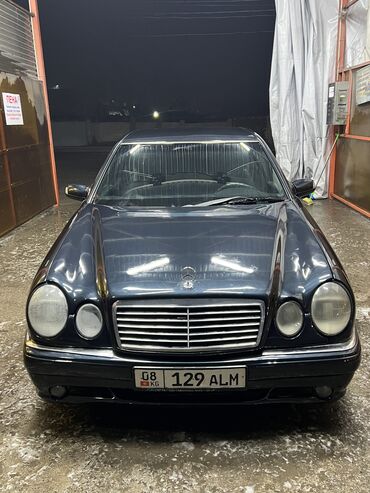 Mercedes-Benz: Mercedes-Benz E-Class: 1995 г., 3.2 л, Механика, Газ, Седан