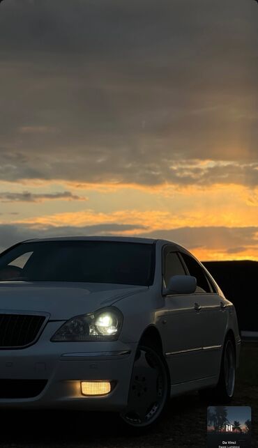 Toyota: Toyota Majesta: 2005 г., 4.3 л, Типтроник, Бензин, Седан