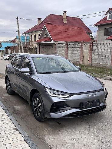 BYD: BYD E2: 2025 г., Электромобиль, Хэтчбэк — 2