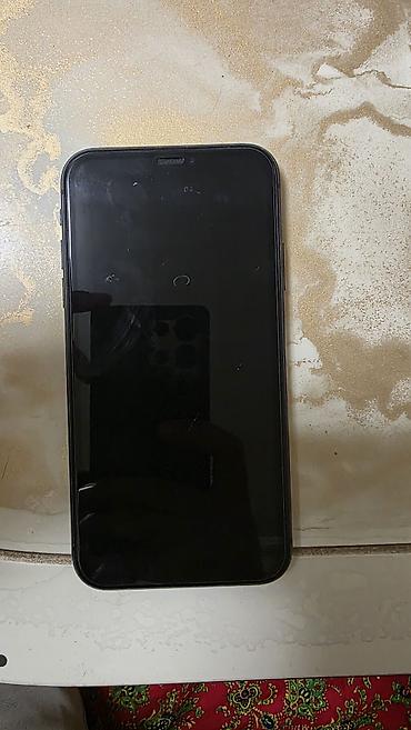 switch 2: IPhone 11, Б/у, 64 ГБ, Черный, Защитное стекло, Чехол, 73 % — 6