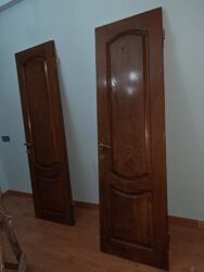 Furnitura və aksessuarlar: Taxta daxili qapılar - Material: massiv ağac (təbii teksturalı)
