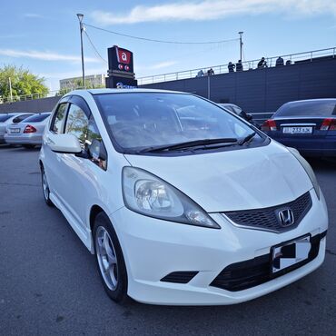 Honda: Honda Fit: 2007 г., 1.5 л, Вариатор, Бензин, Хэтчбэк