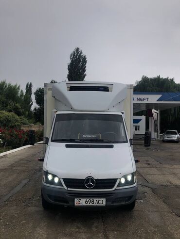 мерс лехкавой: Mercedes-Benz Vario: 2004 г., 2.7 л, Механика, Дизель, Фургон