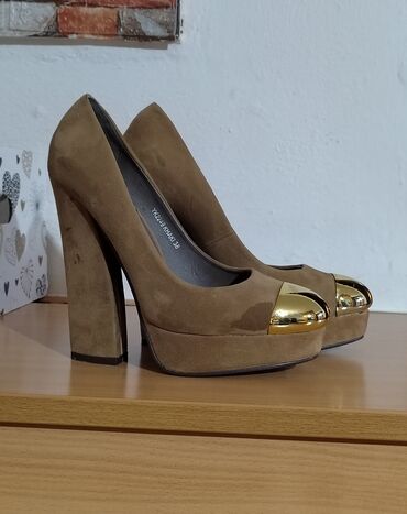 kupujem prodajem cipele: Pumps, 38