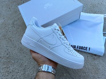 ziggy obuca online: Nike Air Force original Brojevi od 41 do 46 Nove sa etiketom Dostava