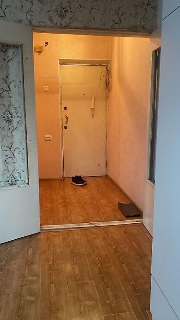 квартира 6 мкр: 1 комната, 32 м², Аламедин-1 мкр 5 этаж, Косметический ремонт — 8