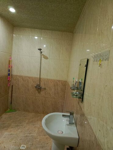 Uzunmüddətli kirayə mənzillər: Əhmədli metrosu Diaqnozun yanınında mənzil kirayə verilir. Mərtəbə — 11