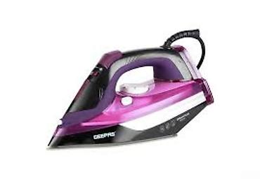 payka utusu: Geepas GSI24025 — bu buxarlı elektrik ütü (steam iron) modelidir — 1