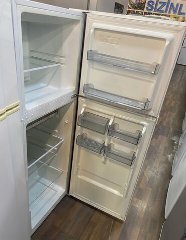 Soyuducu vitrinləri: İşlənmiş 2 qapılı Midea Soyuducu Satılır, Kredit var