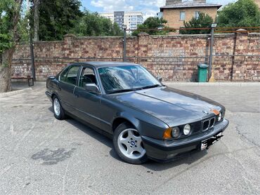 е34 e34: BMW 5 series: 1989 г., 2 л, Механика, Бензин, Седан