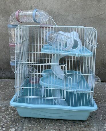 Geyimlər: Hamster üçün çoxmərtəbəli qəfəs və oyun komplekti - Rəng: açıq mavi