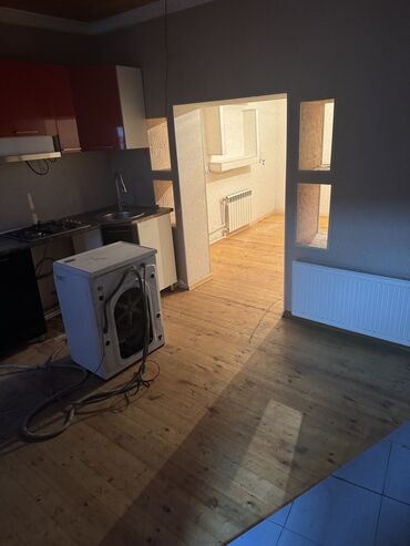 Uzunmüddətli kirayə mənzillər: : 2 mərtəbəli mənzil/ev Təsvir: - İki mərtəbəli planlama, taxta — 2