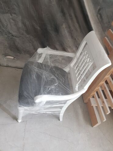 мебель уста: Продаётся один стульчик,как новый