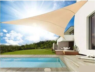 stolovi za terase: Kvalitetna baštenska tenda (TROUGAO) Dimenzija 3x3x3m Dobija se u