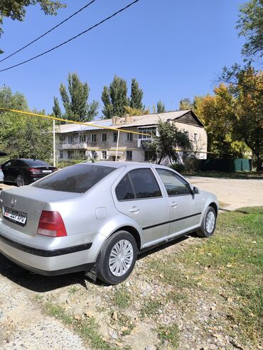 подсветка для салона: Volkswagen Bora: 2002 г., 1.6 л, Механика, Бензин, Седан