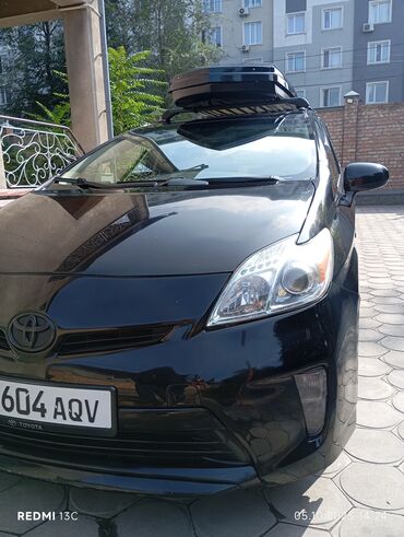 Toyota: Toyota Prius: 2015 г., 1.8 л, Автомат, Бензин, Хэтчбэк — 4
