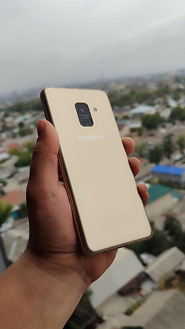 Samsung Galaxy A8 Plus, Б/у, 32 ГБ, цвет - Золотой, 2 SIM