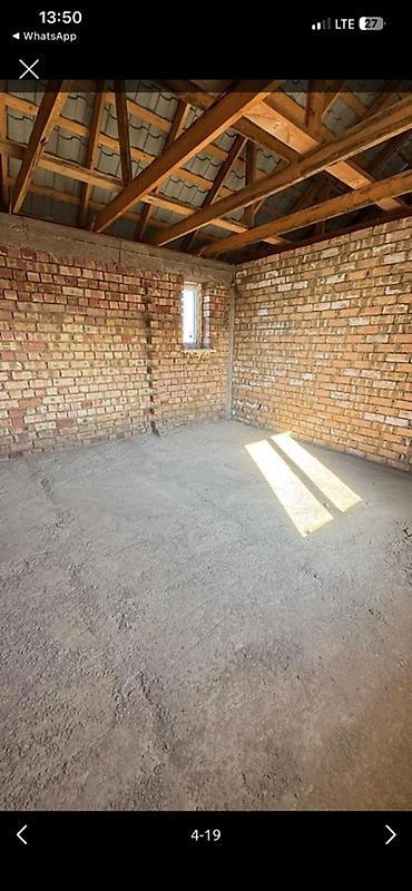 Продажа коттеджей и домов: Продаётся дом в районе нового стадиона, Бишкек. Основные параметры: - — 14