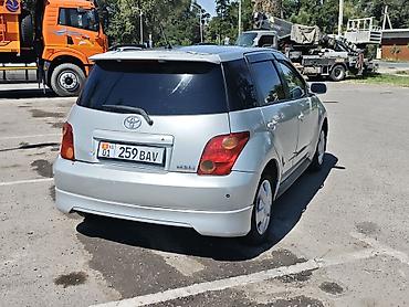 mark 3: Toyota Ist: 2003 г., 1.5 л, Автомат, Бензин, Хэтчбэк — 4