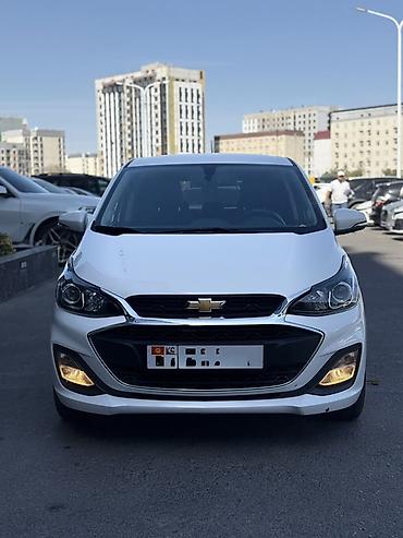 byd e3: Chevrolet Spark: 2019 г., 1 л, Автомат, Бензин, Хэтчбэк — 2