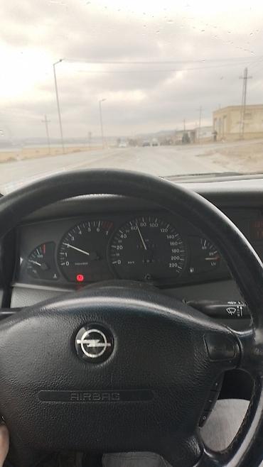 Opel: Opel Omega: 2 l | Sedan — 11