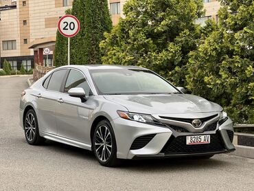 Toyota: Toyota Camry: 2018 г., 2.5 л, Автомат, Бензин, Седан