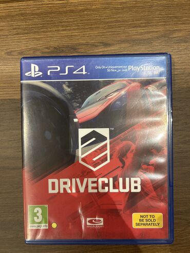 PS4 (Sony Playstation 4)