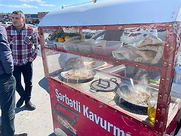 təndir corəyi: Şərbətli Kavurma – səyyar küçə yeməyi köşkü - Xüsusi olaraq “Şərbətli — 3