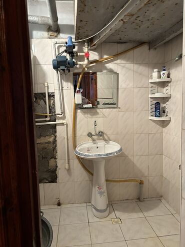 Köhnə tikili: Gəncə, 3 otaqlı, Köhnə tikili, 60 kv. m — 10