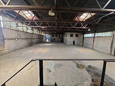 otaq icarə: İcarəyə anbar/istehsalat sahəsi – 1400 kv.m - Ümumi sahə: 1400 kv.m — 1