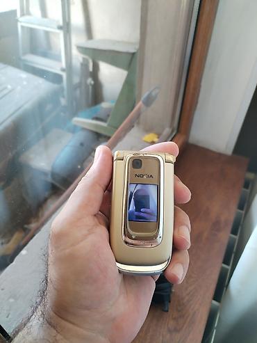 Nokia 6121 Classic, < 2 GB Memory Capacity, rəng - Qızılı, Düyməli