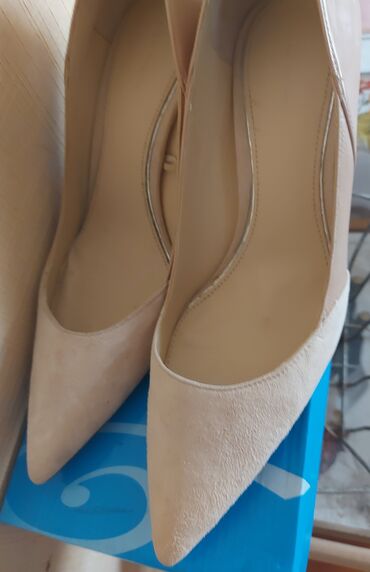королевский боб оригинал: Tuflilər, Zara, Ölçü: 40, Yeni