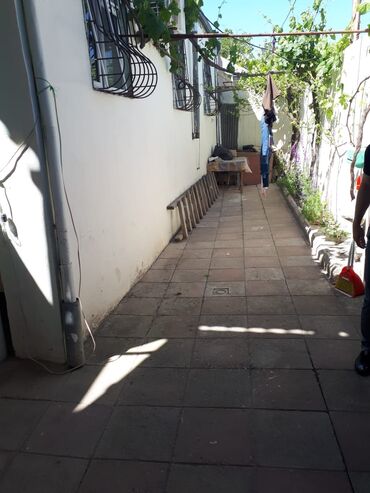 Həyət evləri və villaların satışı: Binəqədi qəs. 2 otaqlı, 65 kv. m, Yeni təmirli — 3