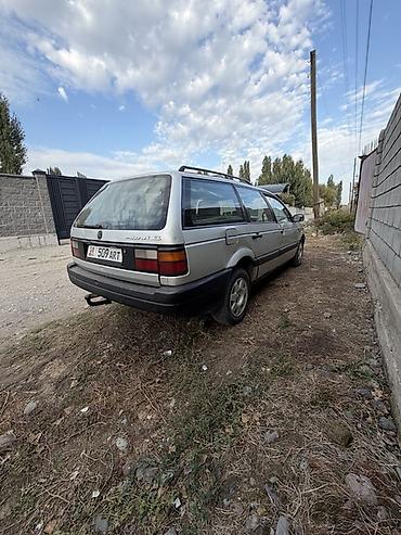 Volkswagen: Volkswagen Passat Variant: 1991 г., 1.8 л, Кол менен иштөөчү, Бензин, Универсал — 5