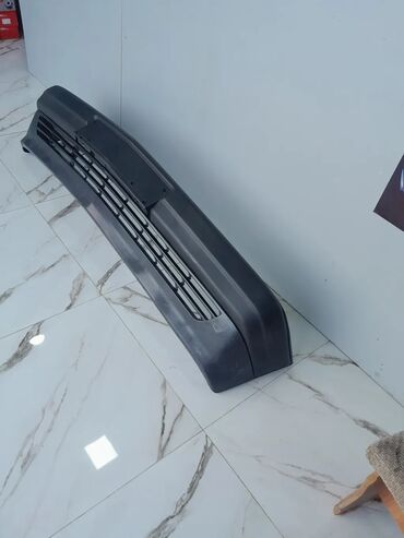 Bamperlər, buferlər: Ön, Mercedes-Benz 201 — 3