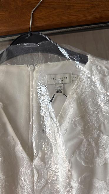 ted baker: Ted Bakerdən alınıb 1 dəfə geyinilib xs ölçü 48-49 kq xanıma yaxşı — 2