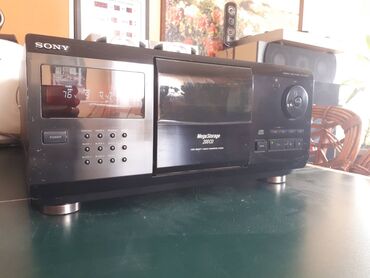 Zvučnici i stereo sistemi: Sony CDP-CX 200 plejer lepo ocuvan, ima mnogo funkcija. Sve sto sam na lalafo.rs — 7 Zvučnici i stereo sistemi: Sony CDP-CX 200 plejer lepo ocuvan, ima mnogo funkcija. Sve sto sam — 7
