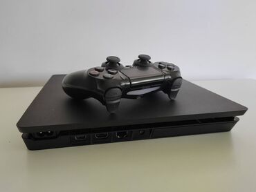 PS4 (Sony Playstation 4): Sony Playstation 4 slim Sony Playstation 4 konzola 500 GB, malo — 11