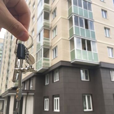 сдаю квартиру в джалал абаде: Сдается квартира.Район военно -антоновки!