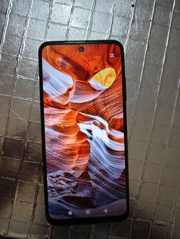 na gumu dzepovi: Realme 10 5G, 128 GB, bоја - Crna, Otisak prsta, Dual SIM