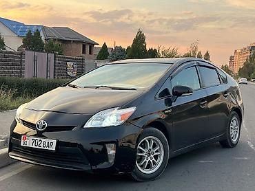 Toyota Prius: 2012 г., 1.8 л, Вариатор, Гибрид, Лифтбек