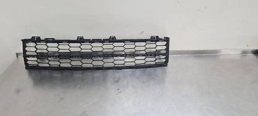 chevrolet suv: RESETKA BRANIKA ZA ŠKODA SUPERB - 3V0853677 | RESETKA BRANIKA SKODA — 1