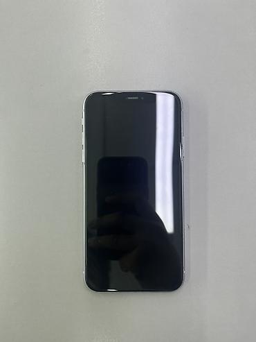 Apple iPhone: IPhone 11 — 1