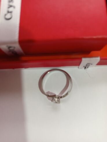 Tuflilər: Gümüş rəngli tek qas zərif üzük 7olcu 17razmer - Dizayn: Asimmetrik — 26