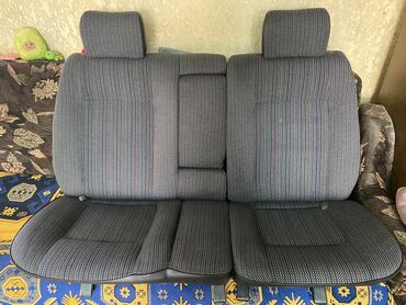печать на пакеты: Заднее сиденье, Ткань, текстиль, Volkswagen 1990 г., Б/у, Оригинал, Германия