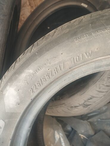Шины: Шины 225 / 55 / R 17, Лето, Б/у, Комплект, Легковые, Maxxis