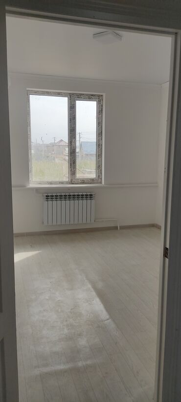 снять квартиру бишкек месяц: 2 бөлмө, Менчик ээси, Чогуу жашоосу жок, Эмерексиз