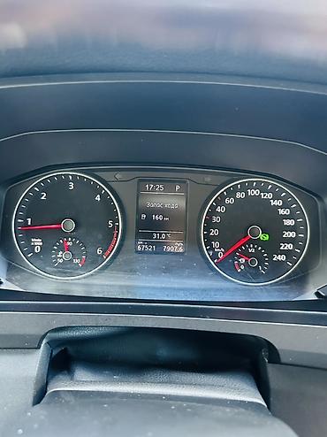 Volkswagen: Volkswagen Transporter: 2 l | 2018 il Van/Minivan — 7